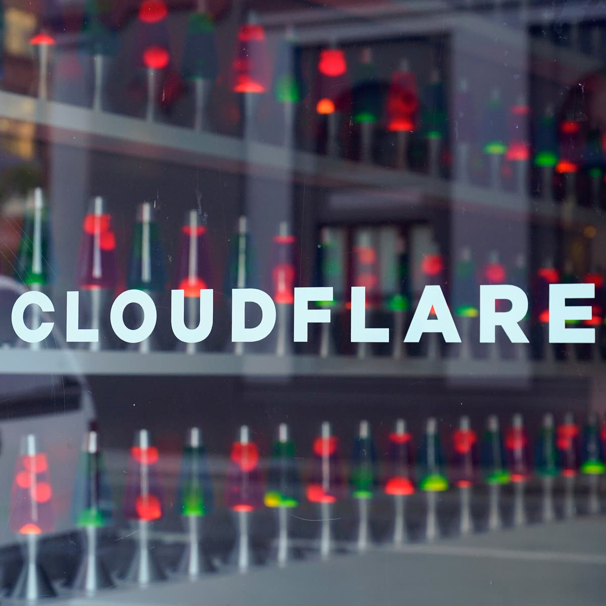 Cloudflare server outage triggers disruption for X.com users in Europe,Spotify, ChatGPT, Paypal, major online games, crypto sites, and other sites worldwide that use cloudflare service